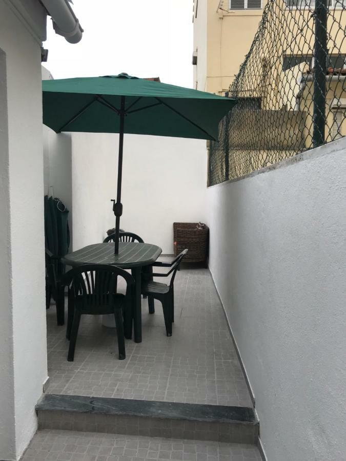 Apartament Corner House Trafaria Zewnętrze zdjęcie